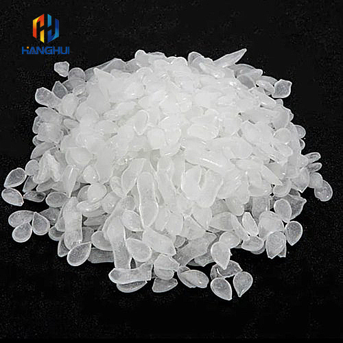 Aldehyde resin flakes